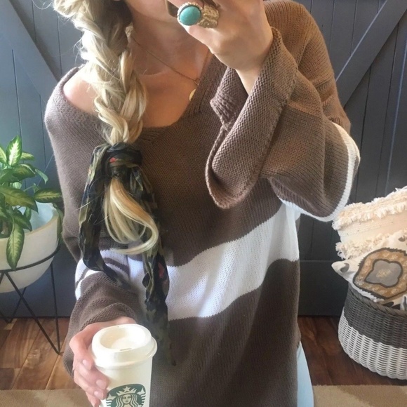 Last One! Brown Soft Stripe V-Neck Sweater Tunic - Picture 6 of 6